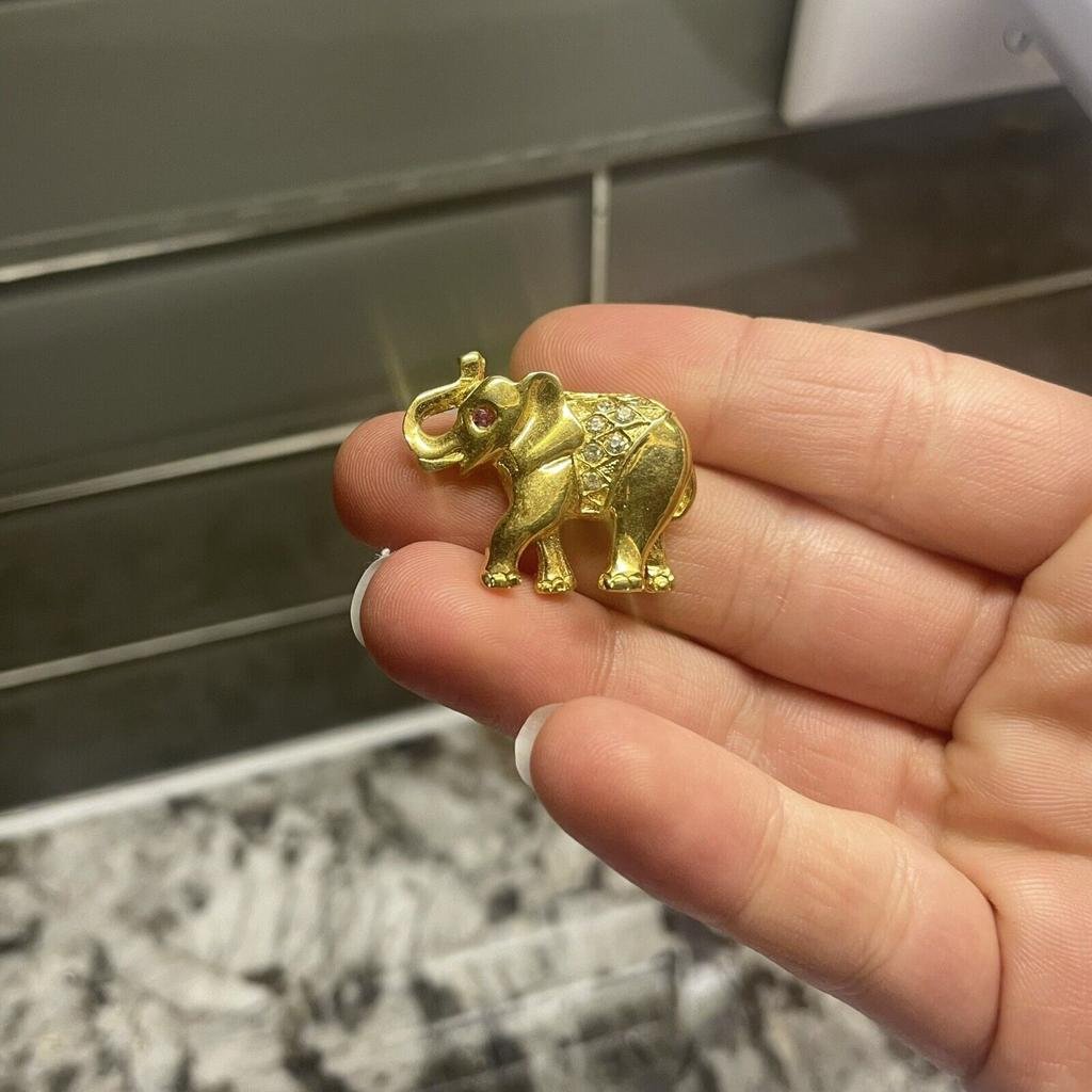Tiny Signed Giovanni Vintage Elephant Rhinestone Gold Tone Brooch Pin 17$